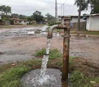 bairros sem água em Fortaleza e Caucaia