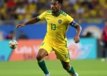 atacante Vitor Jacaré