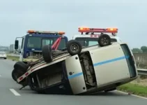 carro com reboque